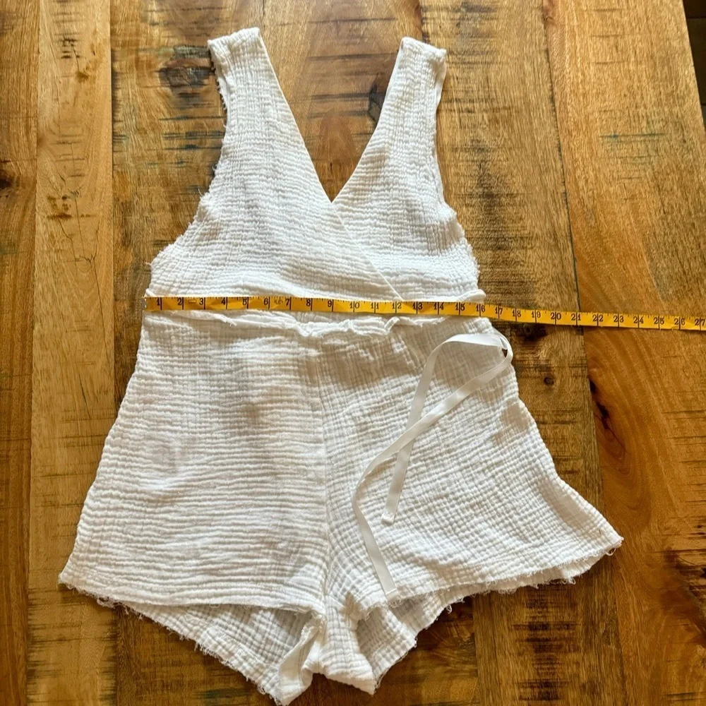 Spiritual Gangster White Gauze Romper Size Small - Picture 6 of 14